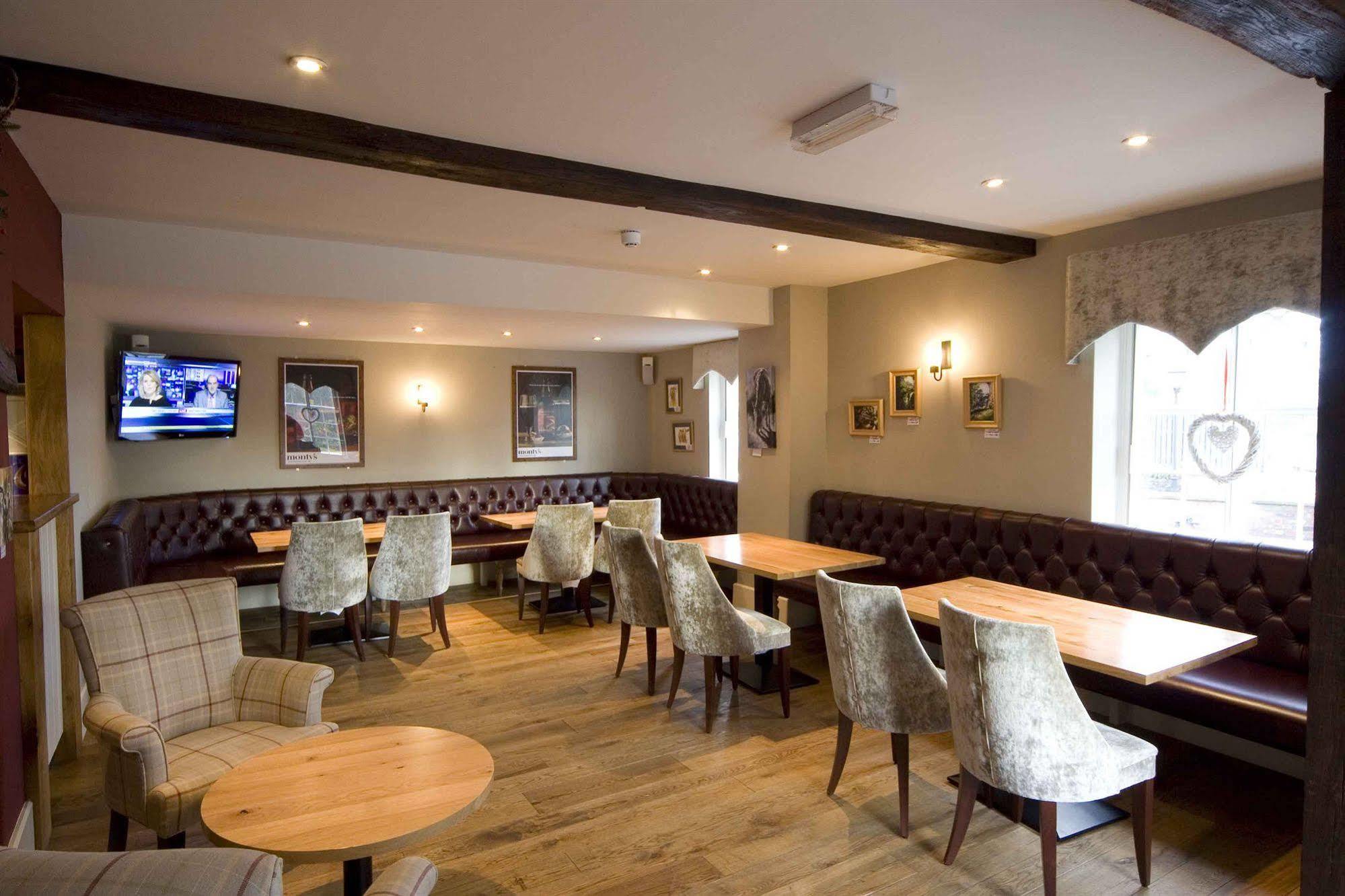 The Nags Head Otel Montgomery Dış mekan fotoğraf